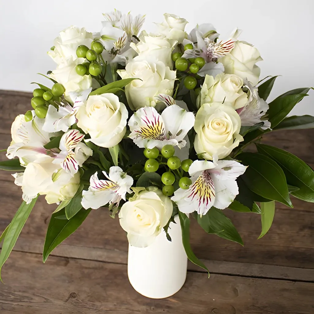 Creamy White Beautiful Rose Bouquet