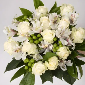 Creamy White Beautiful Rose Bouquet