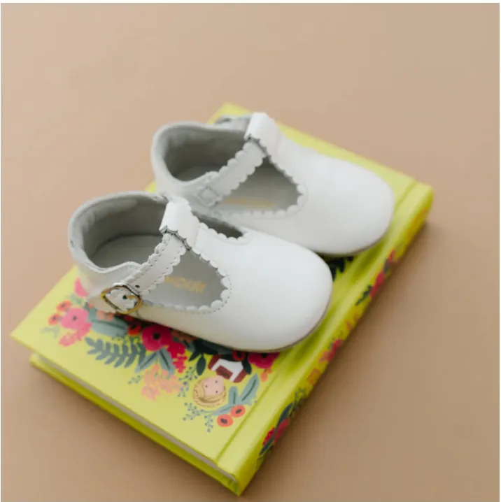 Elodie Scalloped T-Strap Mary Jane Crib Shoe, White (Infant)