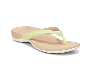 Women’s Vionic Dillon Crinkle – Stylish Support with a Snake Print Edge